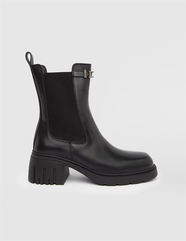 Tuva Black Leather Women's Heeled Boot