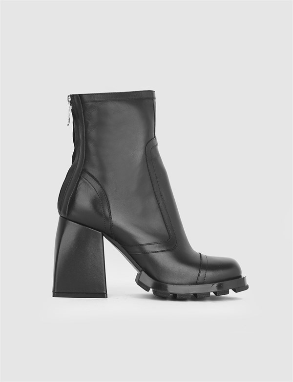 Yurko Black Leather Women's Heeled Boot